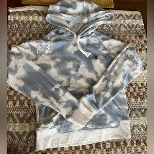 CHAMPION blue and white tie dye hoodie